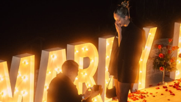 Πρόταση γάμου από τον Μπράντον Τόμας στην αγαπημένη του Εύη - Φωτογραφίες 