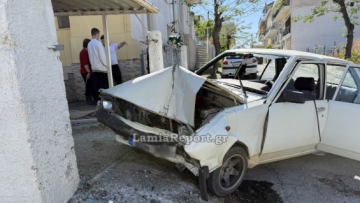 Μεθυσμένος οδηγός έπεσε σε μαντρότοιχο στη Θήβα - Τραυματίστηκαν τα δύο παιδιά του που ήταν στο αμάξι