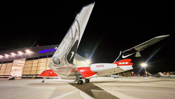 Το πολυτελές τζετ με τα εντυπωσιακά φτερά που έφερε τον Μάικλ Τζόρνταν στην Αθήνα