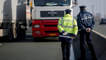  Εκτροπή νταλίκας νωρίς το πρωί στην Εγνατία Οδό - Από τη ΛΕΑ η κυκλοφορία των οχημάτων προς Θεσσαλονίκη