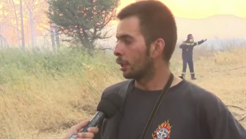 Συγκλονίζει εθελοντής πυροσβέστης για τη φωτιά στο Κρυονέρι: «Είπα ότι θα καώ ζωντανός»