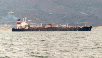 Εκρηκτική αύξηση 250% στα κόστη μεταφοράς λόγω των επιθέσεων των Χούθι