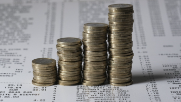 Βραχνάς τα «φέσια» του δημοσίου στην αγορά και τον Ιούνιο: «Πρωταθλητές» των καθυστερήσεων νοσοκομεία και ασφαλιστικά ταμεία