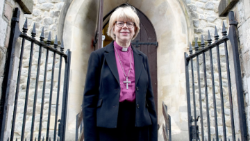 Για πρώτη φορά γυναίκα Αρχιεπίσκοπος του Καντέρμπουρι στη Βρετανία