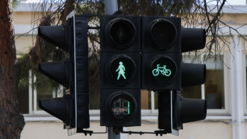 Η Κύπρος έβαλε γυναικείες φιγούρες στα φανάρια - «Είναι μία μικρή αλλαγή με μεγάλα μηνύματα»