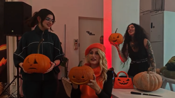 Βίντεο: Κολοκύθες, μάγισσες και... τρόμος στην Κυψέλη, άνοιξε τις πύλες του το Athens Halloween Festival