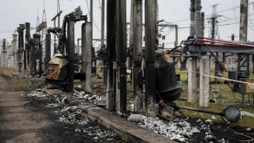 Χωρίς ρεύμα εκατομμύρια Ουκρανοί έπειτα από ρωσικές επιθέσεις

