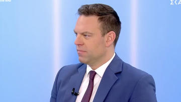 Κασσελάκης: Προσβολή για τα άλογα να λέμε ότι ο Τσίπρας έρχεται καλπάζοντας