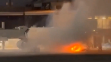 Πανικός στη Βραζιλία: Φωτιά σε μηχάνημα φόρτωσης αποσκευών γέμισε καπνούς Airbus A320, έντρομοι οι 180 επιβάτες, δείτε βίντεο