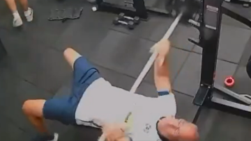 Τραγικός θάνατος για 55χρονο σε γυμναστήριο στη Βραζιλία: Η μπάρα με τα βάρη έπεσε στο στήθος του και κατέρρευσε
