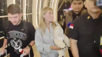 H Bonnie Blue συνελήφθη με 17 άντρες στο Μπαλί και τη γλίτωσε με πρόστιμο €10: Είμαι πλούσια και έχω καλούς δικηγόρους