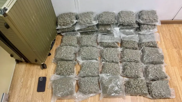 21χρονος προσπάθησε να περάσει από το «Ελ.Βενιζέλος» 18 κιλά κάνναβης στη βαλίτσα του