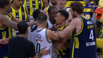 Γκραντ και Μπόλντγουϊν πιάστηκαν στα χέρια μετά το φινάλε του αγώνα της Φενέρ με τον Παναθηναϊκό, βίντεο 
