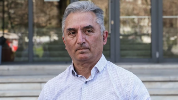 Κωνσταντινίδης: Η Καρυστιανού καπηλεύεται την ιστορία των Τεμπών