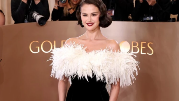 Χρυσές Σφαίρες 2026: Το Chanel φόρεμα της Σελένα Γκόμεζ χρειάστηκε 323 ώρες για να ολοκληρωθεί
