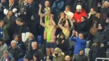 Βέλγοι καταδικάστηκαν σε φυλάκιση στο Καζακστάν επειδή φόρεσαν μαγιό αλά Μπόρατ σε αγώνα του Champions League, δείτε βίντεο