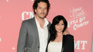 Ο πρώην σύζυγος της Σάνεν Ντόχερτι αμφισβητεί τη συμφωνία διαζυγίου, σχεδόν δύο χρόνια μετά τον θάνατό της
