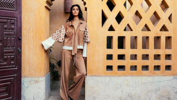 Alia Abaza: Η σχεδιάστρια από την Αίγυπτο που φέρνει τις υφές και τις χειροποίητες τεχνικές στο προσκήνιο
