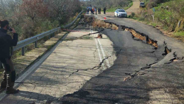 Aποκλεισμένη η Δίβρη στην Ολυμπία λόγω καθίζησης του οδοστρώματος στην Εθνική