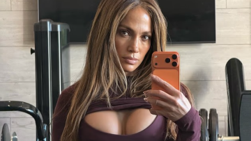 Τζένιφερ Λόπεζ: Οι φωτογραφίες της από το γυμναστήριο - «Ο στόχος είναι ένας, να γίνεσαι καλύτερος κάθε μέρα»
