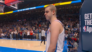 Συγκίνηση στο ΝΒΑ για τον Νίκολα Τόπιτς: Νίκησε τον καρκίνο στους όρχεις και αποθεώθηκε στο ντεμπούτο του στην Οκλαχόμα, δείτε βίντεο