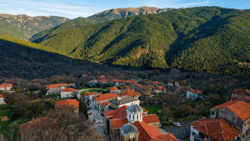 Ανεξερεύνητοι Τόποι: Κρίκελλο Ευρυτανίας, ένα αυθεντικό ορεινό χωριό ανάμεσα στα έλατα