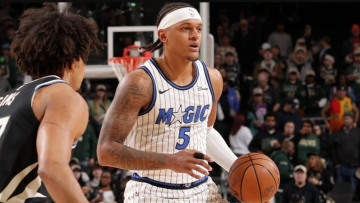 Ο Γιάννης Αντετοκούνμπο έλειπε και οι Ορλάντο Μάτζικ... χόρεψαν τους Μιλγουόκι Μπακς με 130-91, δείτε βίντεο