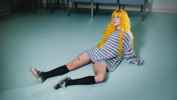 H Vans συνεργάζεται με SZA, Travis Barker και Hayley Williams για το νέο λανσάρισμα του Authentic
