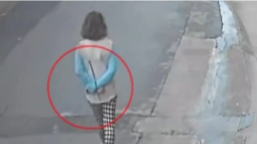 H τραγική ιστορία της 30χρονης που περπατούσε δεμένη πισθάγκωνα και ξυπόλητη στη Νεάπολη Λακωνίας λίγο πριν πεθάνει, δείτε βίντεο