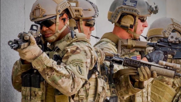 Axios: Πώς οι ΗΠΑ διέσωσαν και το δεύτερο μέλος πληρώματος του F-15 που καταρρίφθηκε στο Ιράν
