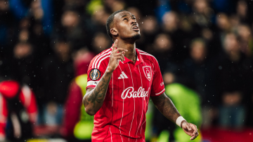 Νότιγχαμ Φόρεστ: Τέλος η σεζόν για τον Χάντσον-Οντόι μετά από χειρουργική επέμβαση
