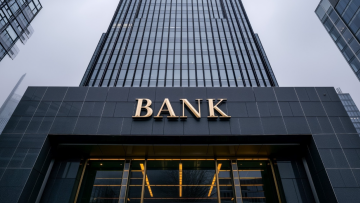 Καμπανάκι από τον SSM στις τράπεζες για το ράλι των δανείων