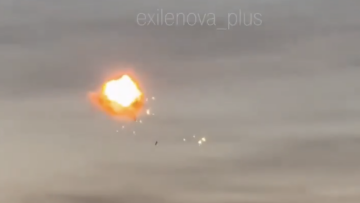 Μαζική ουκρανική επίθεση με drone κατά της Μόσχας: Ζημιές σε υποδομές, δεκάδες καταρρίφθηκαν