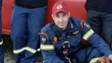 Πένθος στην Πάτρα για τον 36χρονο πυροσβέστη της ΕΜΑΚ που άφησε την τελευταία του πνοή