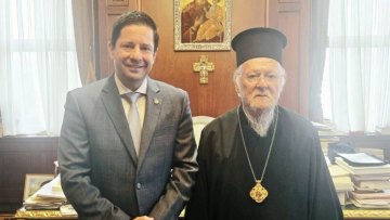 Συνάντηση του Οικουμενικού Πατριάρχη Βαρθολομαίου με τον Πρύτανη του ΕΚΠΑ στο Φανάρι

