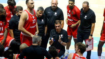 Ολυμπιακός -  Μακάμπι: Ζήτησε αλλαγή ο Μιλουτίνοφ, τενοντίτιδα  η πρώτη διάγνωση
