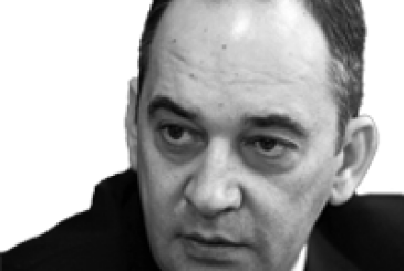Γιάννης Πλακιωτάκης