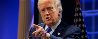 Ο Τραμπ επιβάλλει οριζόντιο παγκόσμιο δασμό 10%, μετά την απόφαση του Ανώτατου Δικαστηρίου, live η συνέντευξη Τύπου