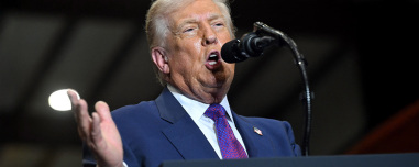 Παράταση της αβεβαιότητας μετά τους νέους δασμούς 15% που επέβαλε ο Τραμπ: «Βλάπτουν κυρίως του Αμερικανούς» διαμηνύουν οι Γερμανοί