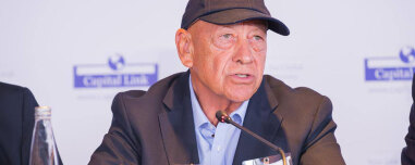 Γιώργος Προκοπίου: Τα πλοία του αψηφούν τους πυραύλους στα Στενά του Ορμούζ, όπως έκαναν παλιότερα ο Ωνάσης κι ο Νιάρχος, γράφει η WSJ