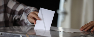 Metron Analysis: Από το 12,9% στο 16% το προβάδισμα ΝΔ μέσα σε έναν μήνα, στο 50% η δημοφιλία Καρυστιανού 