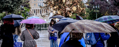 Ποιες περιοχές θα χτυπήσει τις επόμενες ώρες η κακοκαιρία Byron, βροχές και το Σάββατο στην Αττική