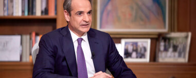 Μητσοτάκης προς αγρότες: Διάλογος δεν γίνεται με τελεσίγραφα, τα μπλόκα υπονομεύουν τον αγώνα σας, μελετάμε νέο πακέτο ενίσχυσης