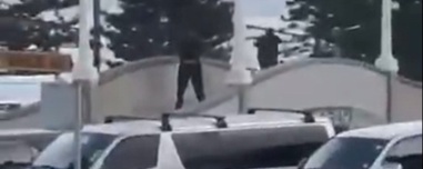 Τρομοκρατική η επίθεση σε παραλία στο Σίδνεϊ: 12 οι νεκροί, μιλούν για στοχευμένη επίθεση σε Εβραίους, δείτε βίντεο