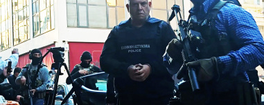 Πήρε προθεσμία για την Πέμπτη ο «Έλληνας Εσκομπάρ», πάνω από πέντε ώρες έμεινε στην Εισαγγελία Πειραιά