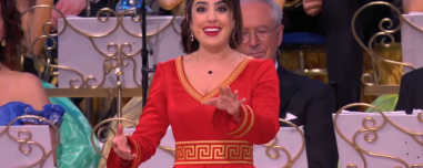 Ο διάσημος βιολιστής και διευθυντής της ορχήστρας Γιόχαν Στράους, Αντρέ Ριέ ανέβασε τα ελληνικά κάλαντα των Χριστουγέννων