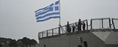 Η ελληνική σημαία υψώθηκε στη φρεγάτα «Κίμων»: Πώς αλλάζει τους όρους στο Αιγαίο η πρώτη ελληνική Belharra 
