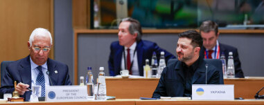 Politico: Τι συμβολίζει για την ΕΕ το δάνειο των €90 δισ. για την Ουκρανία και το παρασκήνιο των 16 ωρών μέχρι τη συμφωνία