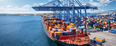 Τα αδίστακτα κόλπα των καρτέλ: Κοκαΐνη μέσα σε τόνους κοπριάς, υποβρύχια, ακόμα και ρουκέτες σε πλοία της γραμμής
