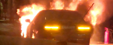 Φωτιά σε αυτοκίνητο στην Κηφισίας στο ύψος της Φιλοθέης, μεγάλο μποτιλιάρισμα, δείτε βίντεο